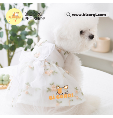 Váy trắng thêu họa tiết hoa, bánh bèo cho chó mèo 